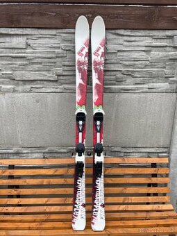 Skialpovy set, Movement Red Apple