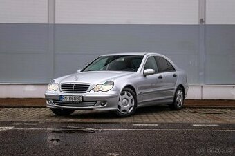 Mercedes-Benz C trieda Sedan 220 CDI Elegance A/T