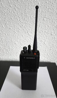 Motorola MTX838 B3 UHF s novou akku, nab. a ant.