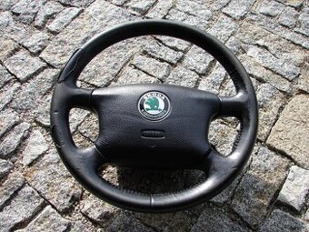 Škoda Octavia 1 Laurin a Klement volant Airbag 132kw