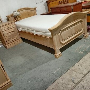 Landhaus postel s vysokým spanim