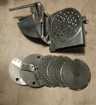 Krajač,Struhač-Rezač Alba RE-22 - RUS–22 Osobne Aj Poštou