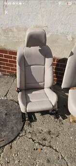 Bmw f10, sporsize sedačky, kožené