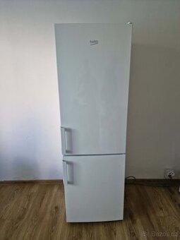 Prodám lednici BEKO s mrazákem