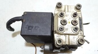 Audi 80 ABS kostka