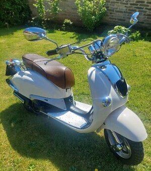 Skútr retro Znen 125 - 1