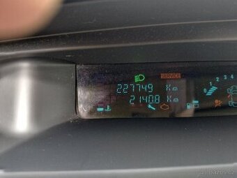 Renault - Scenic 2,0L benzín - automat, 7 m