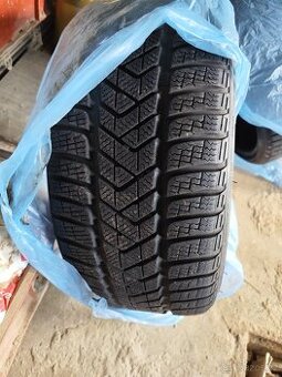 Pneu 245x30r20
