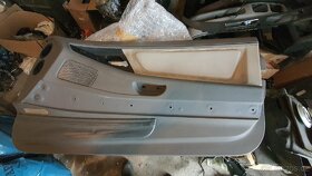 bmw e31 tapce dveří předních šedé
