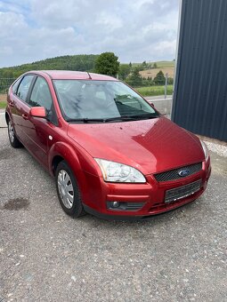 Ford Focus 1.6 benzin,Ghia,2007