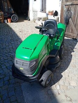 Zahradní traktor