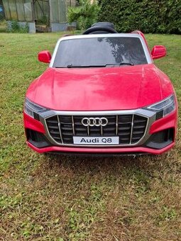 Dětské elektrické autíčko audi Q8