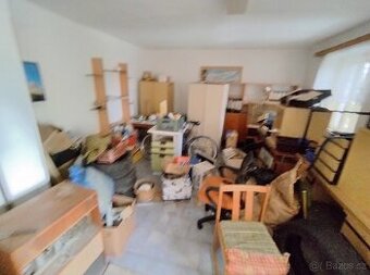 Starý nábytek a další haraburdí - ZDARMA
