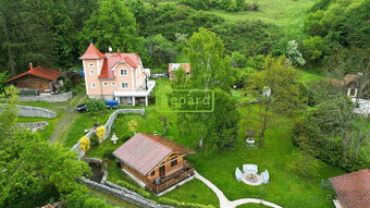 Prodej rodinného domu se zahradou 4.300 m2 a třemi rekreační - 1