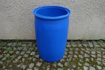 Sudy modré plastové 220 l