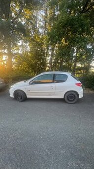 Peugeot 206+