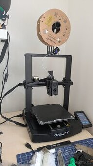 3D tiskárna - Creality Ender-3 V3 KE + filamenty