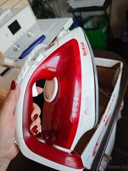 Žehlička Tefal napařovací - 1