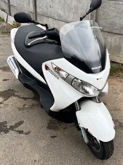 Suzuki Burgman 125