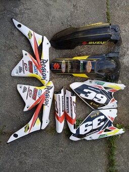 Plasty Suzuki RMZ 250