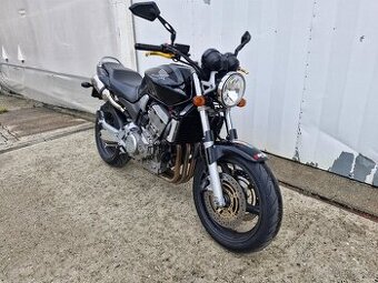 Honda CB900 Hornet