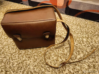 Niečo sovětske CCCP - asi staré blesky aj s brašňou