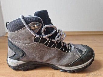 Trekové boty Brütting s membránou vel.36