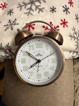 Budik retro ( na baterky)