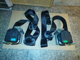 Přední bezpečnostní pásy Octavia I