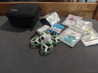 BETAFPV Dron Meteor 65 + 4 baterie + nabíječka + náhradní vr