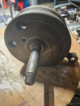 Prodám klikovou hřídel skútr ČZ