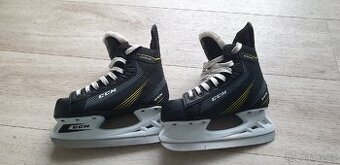 Dětské hokejové brusle CCM 1052 ( velikost 32 )
