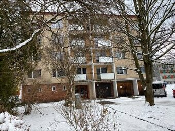 Prodej bytu 2+kk, Vsetín, Ohrada - 1