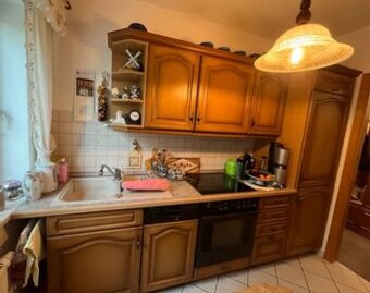 Masivní kuchyňská linka z Německa se spotřebiči - 480 cm