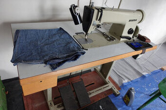 Šicí stroj průmyslový