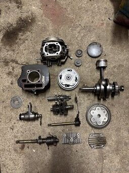 Díly z motoru Pitbike Dirtbike 125ccm