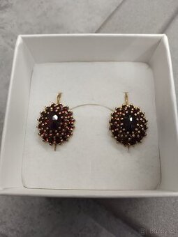 Náušnice český granát