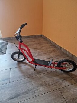 Dětská koloběžka