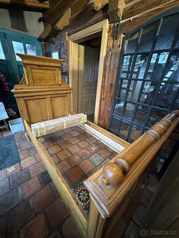 Starožitná postel - prodej