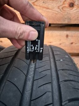 LETNI PNEU 205/60 R16 96H -Michelin Energy saver