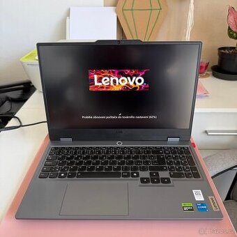 Notebook Lenovo LOQ 15IAX9 i5