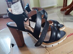 Střevíčky vel. 37 Baťa