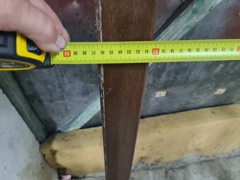 Okna plastová zlatý dub