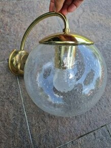 Nástěnná lampa, skleněná koule
