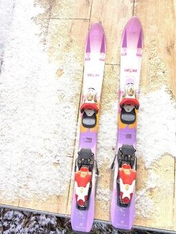 Dívčí lyže 80 a lyžáky a helma