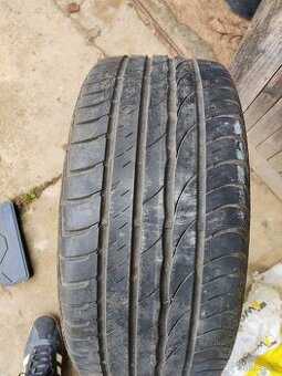 225/45 R17