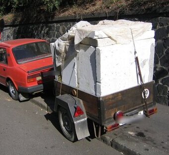 Přívěsný vozík - Zn.: Postavil už celý rodinný dům :-))))