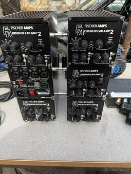 in-ear monitoring systém pro kapelu (6× IEM + 6× ButtKicker)