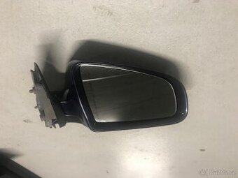 Zrcátko pravé / E1 010681 na AUDI A4B6