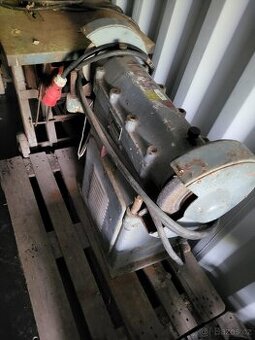 Stojanová bruska dvoukotoučová